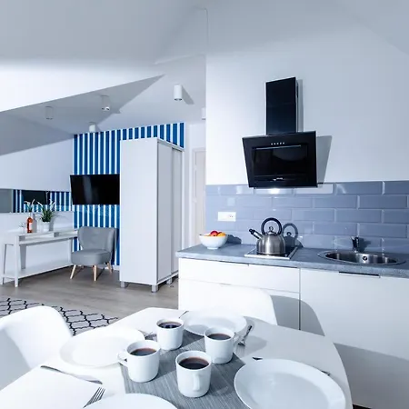 Pomona Apartment