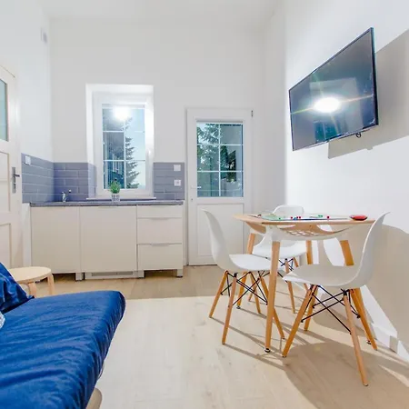 Pomona * נישורזה