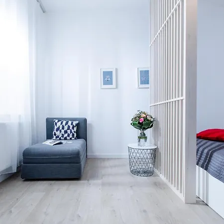 Pomona * נישורזה